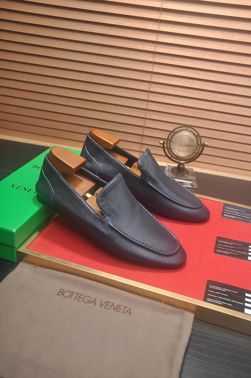 Men's shoes 💰460💶 [Botteg Venetta (BV)] (wallet shoes) exclusive new model official website new model The upper is made of high-quality top calfskin. Delicate feel and flowing luxurious texture. Tailored for refined men to create a noble aura. Delicate and regular Mark hand stitching. Smooth lines. Full sheepskin lining, comfortable to wash sweat. 38-44